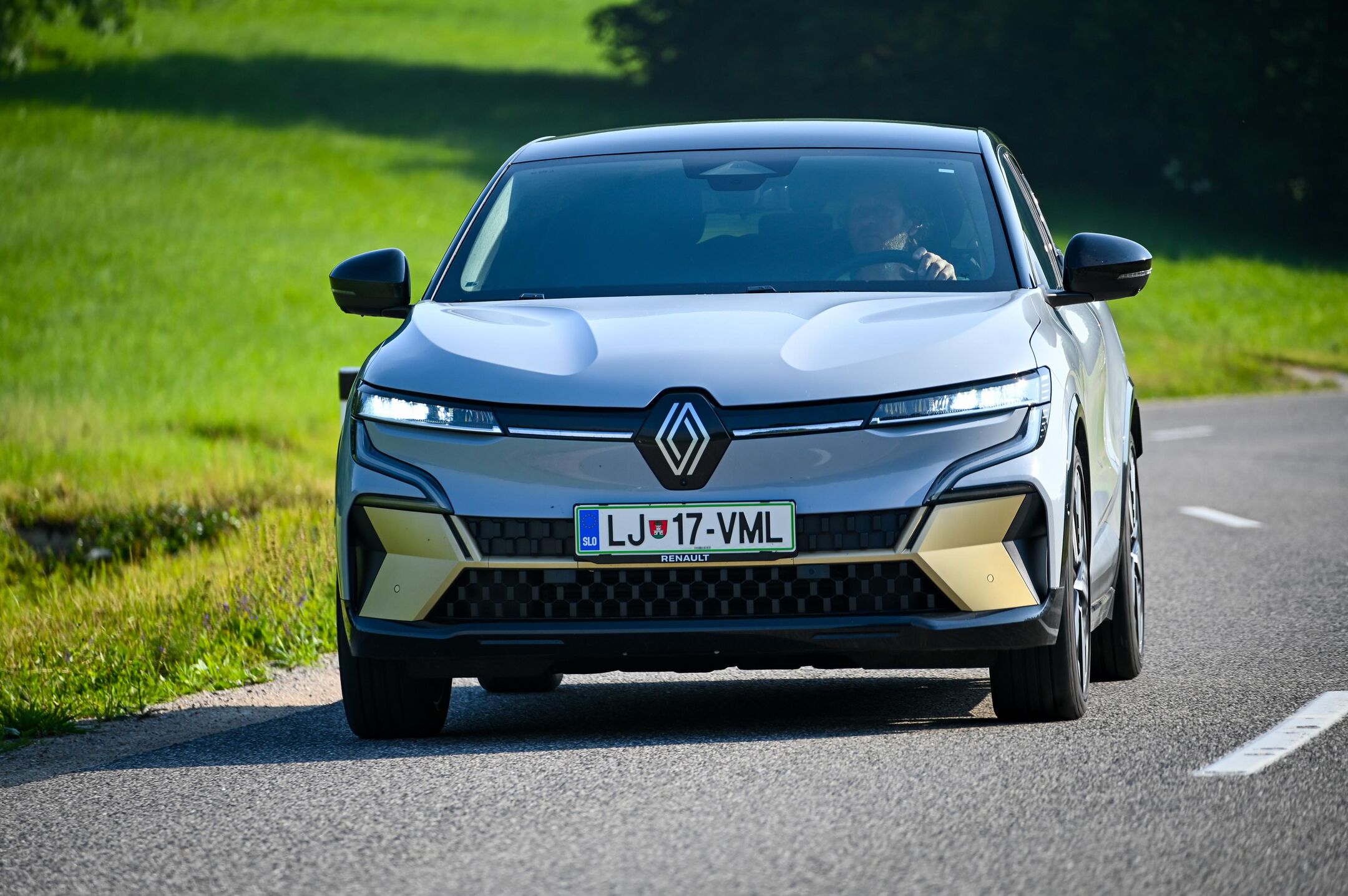 Test: Renault Megane E-tech Iconic EV60 160 KW | AMZS